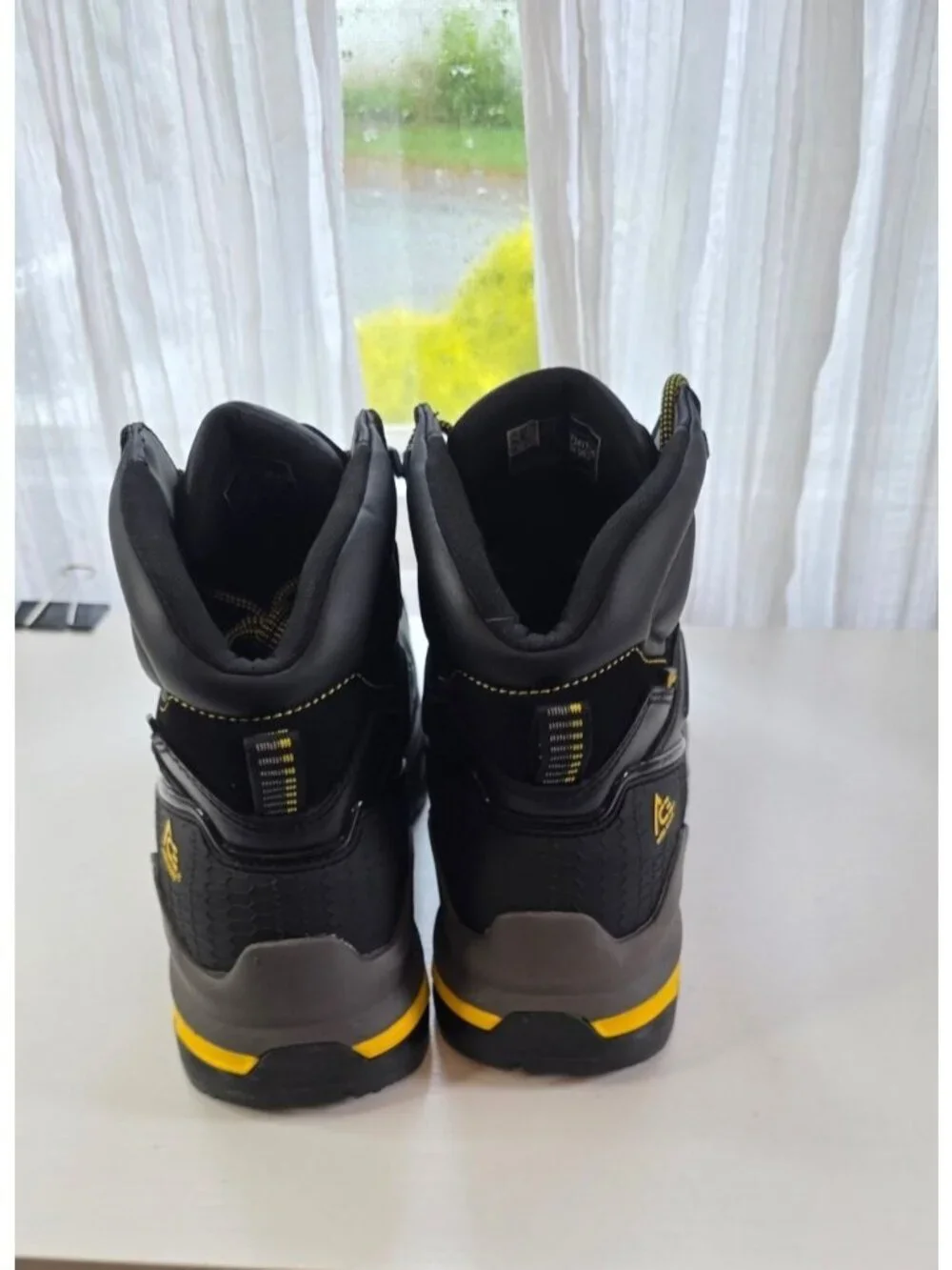 ACE Redrock 6